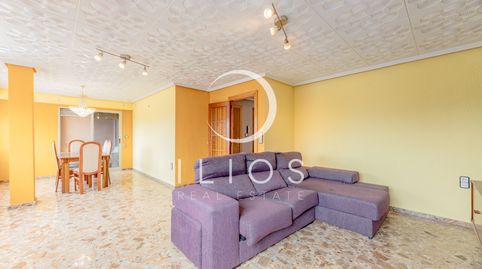 Photo 4 of Flat for sale in Carrer de la Baixada del Riu, Centro Ciudad, Manises