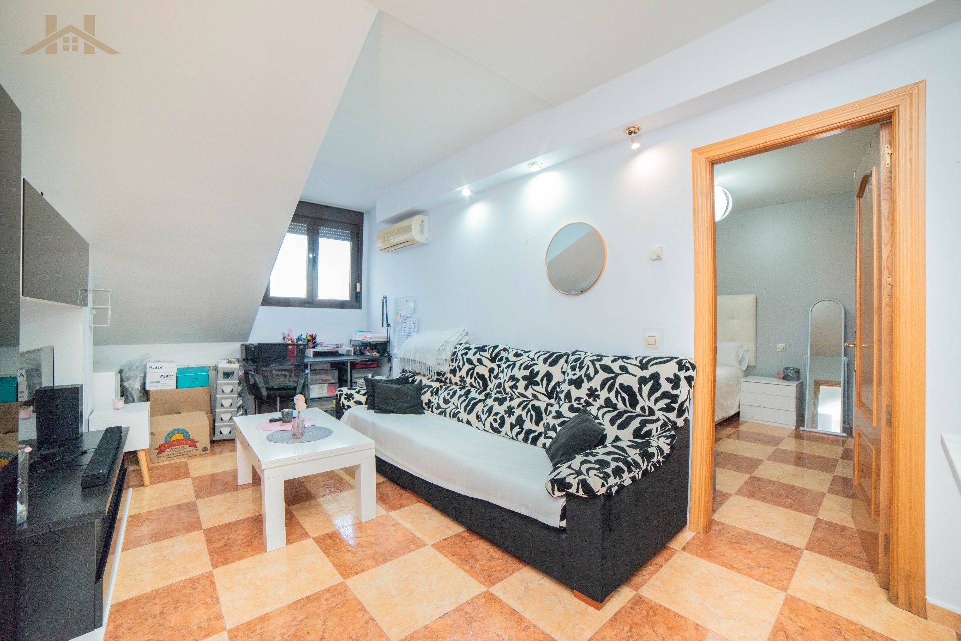 Bedroom of Flat for sale in Fuenlabrada  with Air Conditioner and Heating