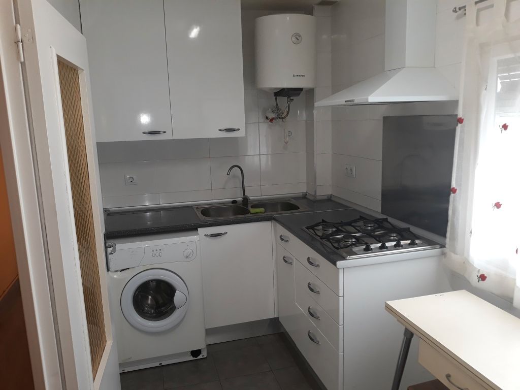 Kitchen of Flat to rent in Cuenca Capital  with Heating and Furnished