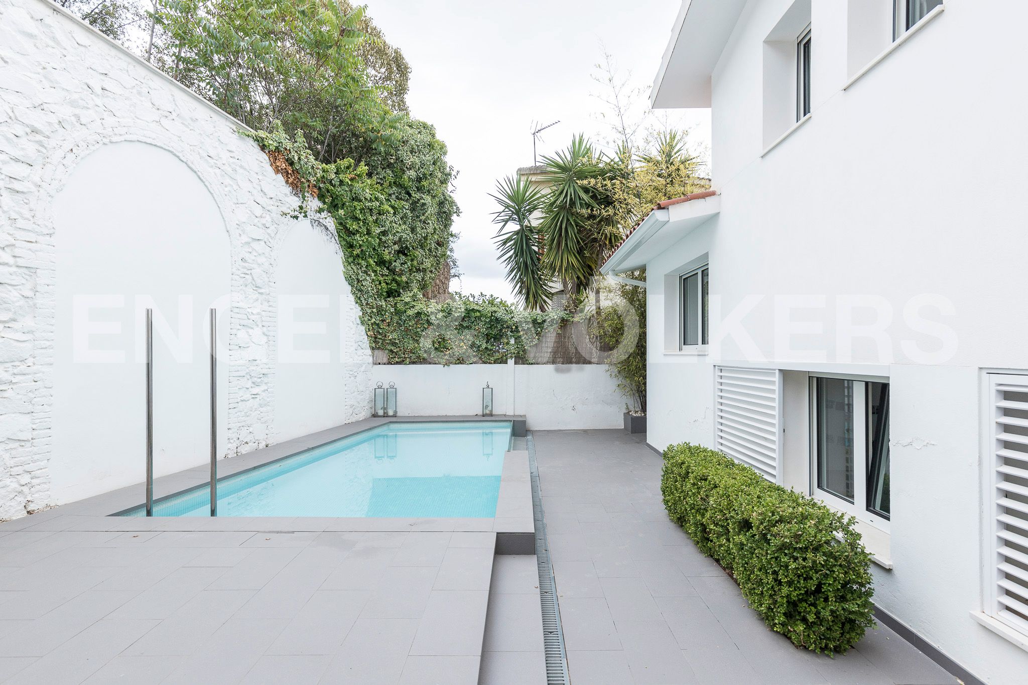 Piscina de Casa o xalet de lloguer en  Barcelona Capital amb Aire condicionat, Calefacció i Jardí privat