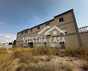 Exterior view of Industrial buildings for sale in Utiel