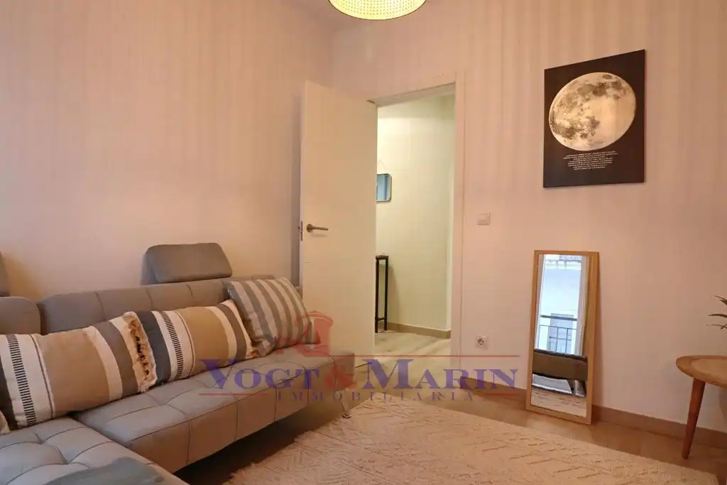 Apartamento con balcón en venta en Carrer del Castell de la Trinitat, imagen 6