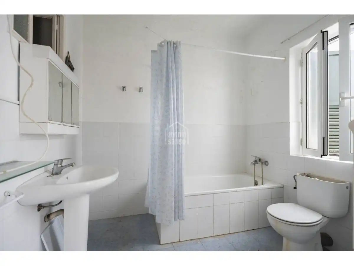 Bany de Apartament en venda en Maó - Mahón amb Terrassa