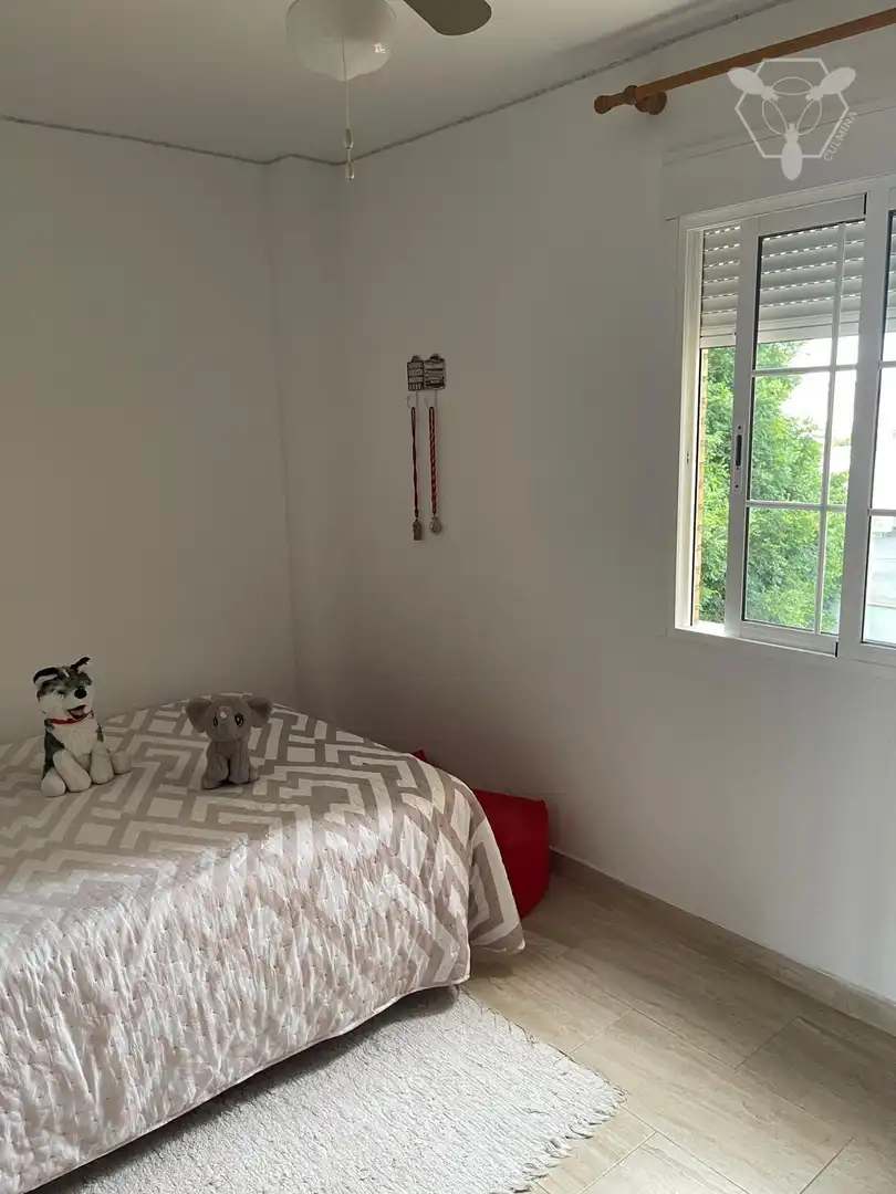 Dormitori de Pis en venda en Huelva amb Aire condicionat, Terrassa i Moblat