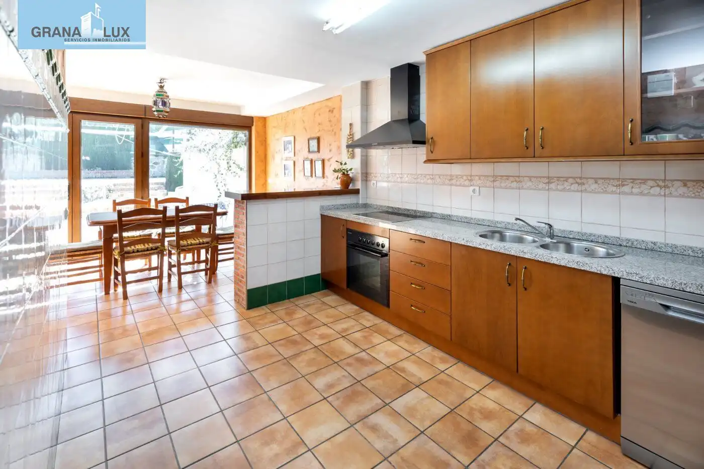 Villa mit Terrasse zum Verkauf in Avenida BERMEJALES DE LOS, imagen 11
