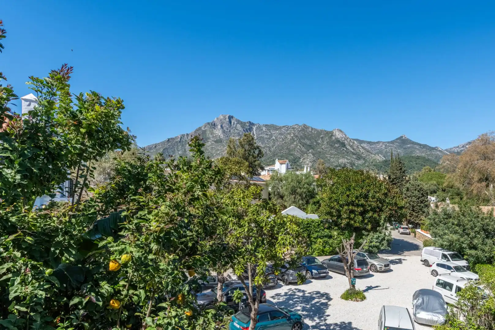Jardín de Casa adosada en venta en Marbella con Aire acondicionado, Jardín privado y Terraza