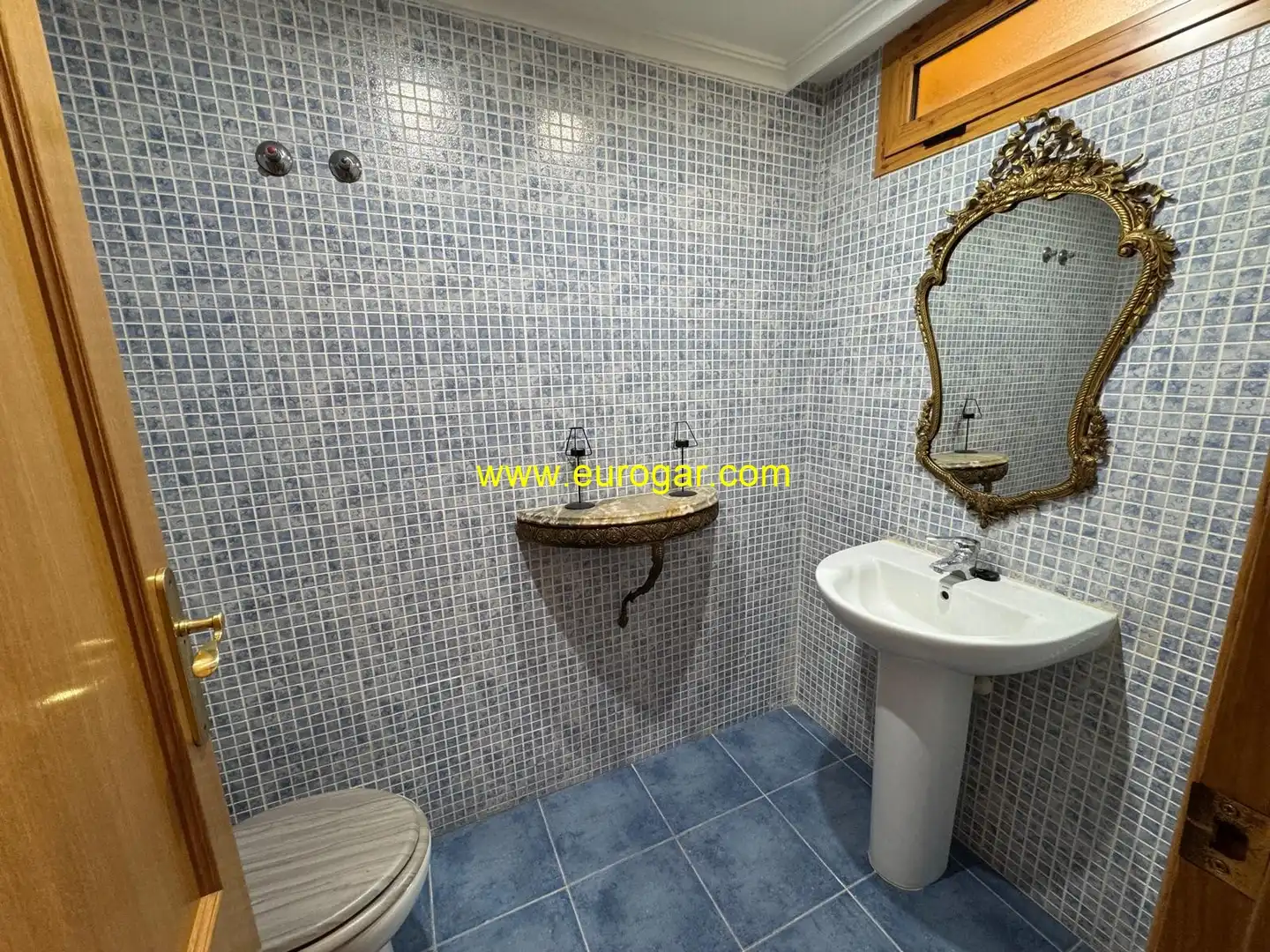 Casa o chalet de alquiler en Chiva con Jardín privado, Parquet y Terraza