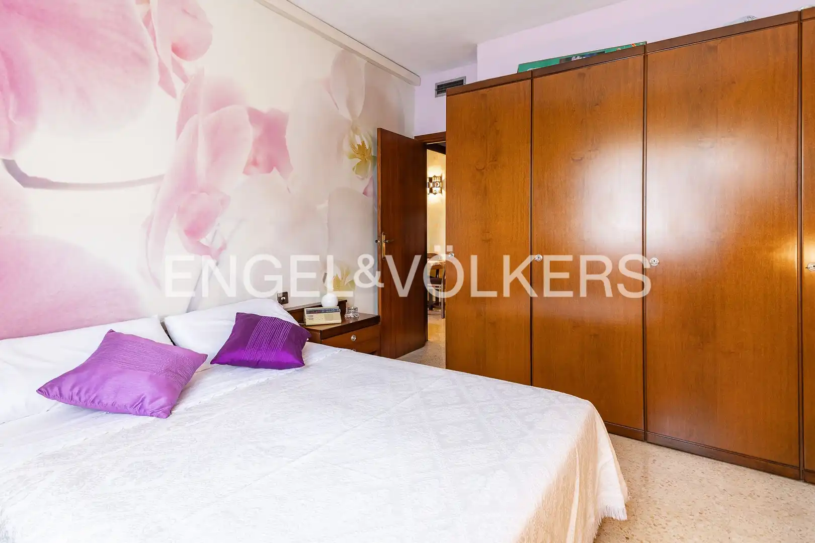 Habitación de Piso en venta en Barcelona con Aire acondicionado, Calefacción y Balcón