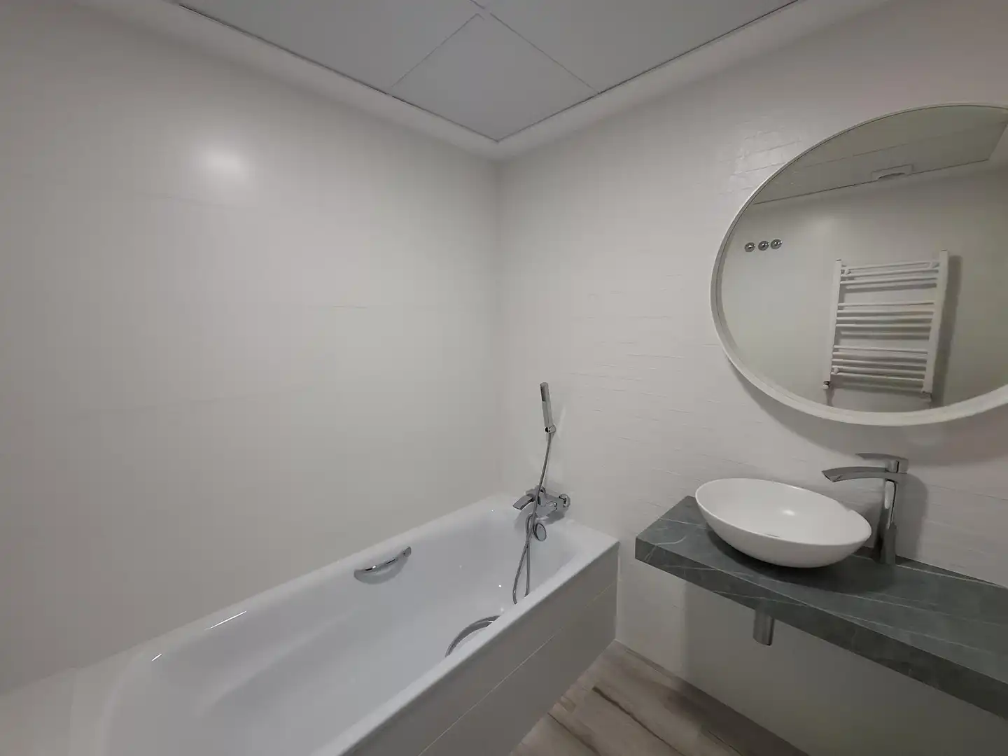Badezimmer von Wohnung zum Verkauf in Alfarrasí, Valencia