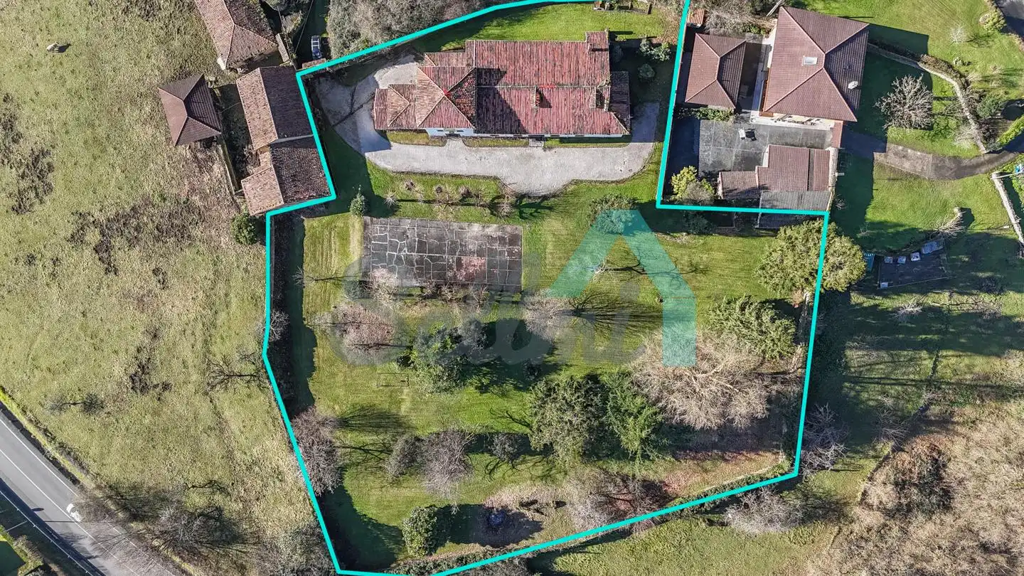 Casa o chalet en venta en Oviedo  con Jardín privado y Balcón