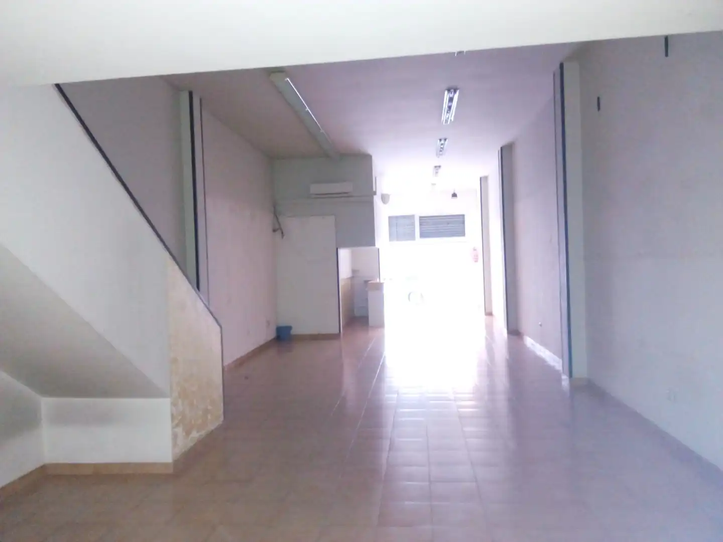 Local de alquiler en NOU, Creu de la Mà