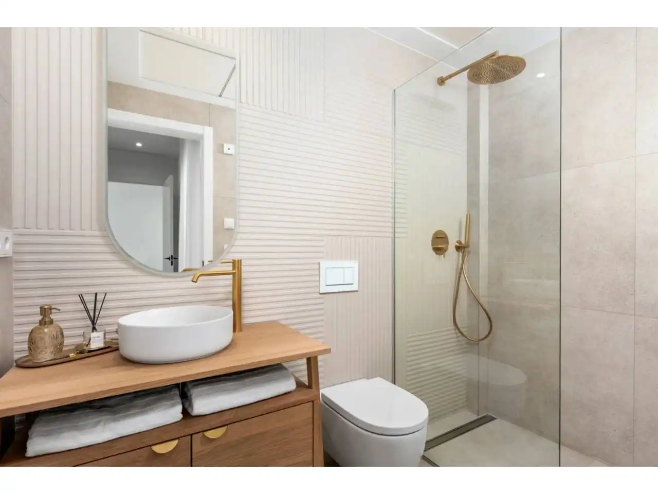 Chalet con piscina en venta en Casco urbano, imagen 72