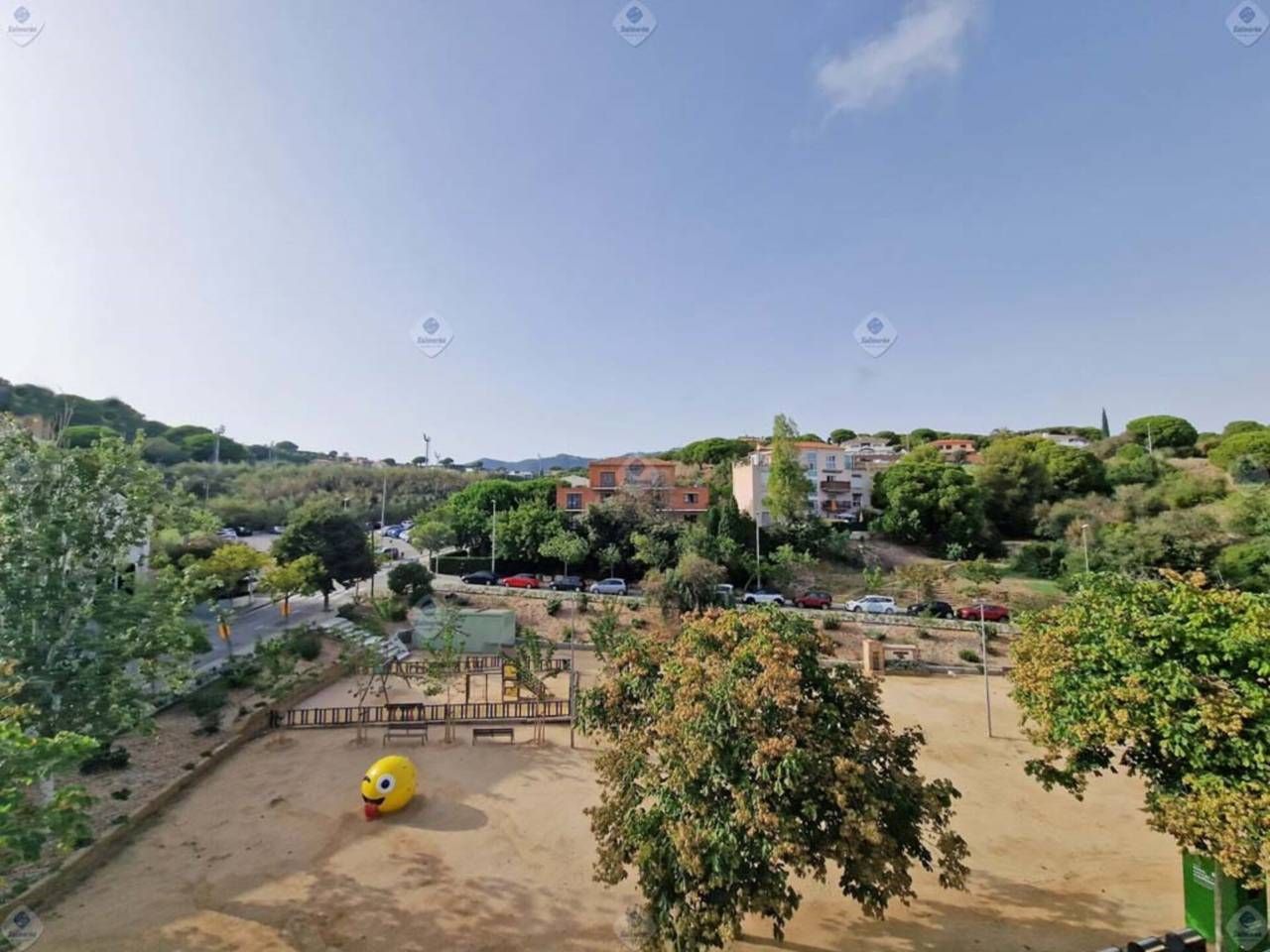 Vista exterior de Pis de lloguer en Calella amb Aire condicionat, Calefacció i Terrassa