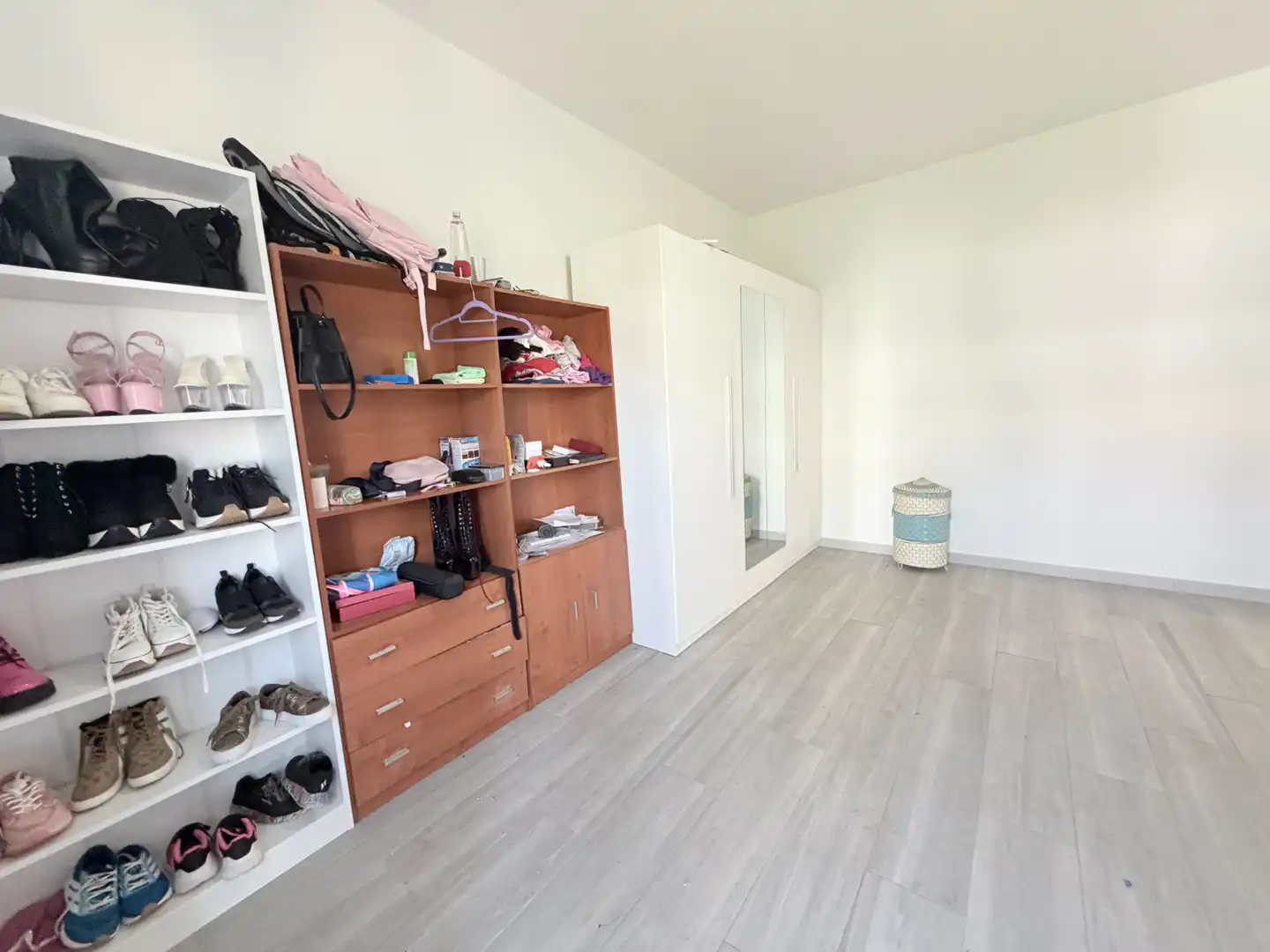 Bedroom of Detached homes for sale in Sevilla  with Air Conditioner, Terrace and Storage room