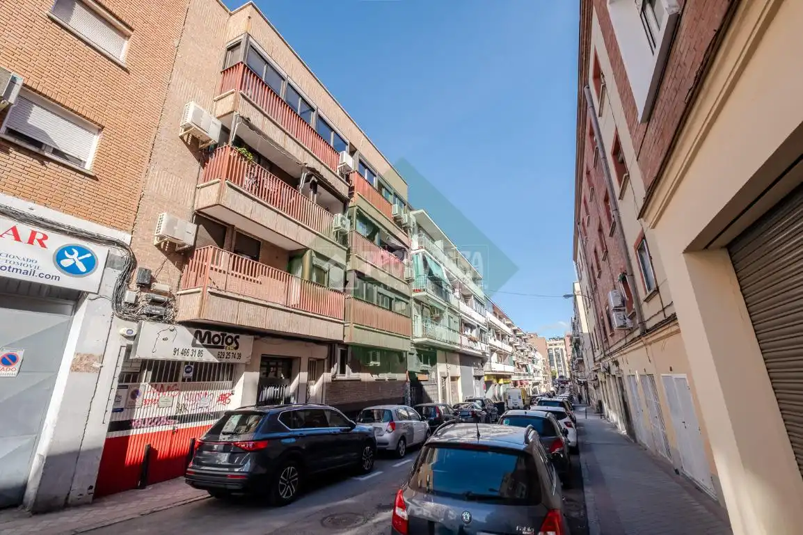 Local comercial en venda a Carabanchel