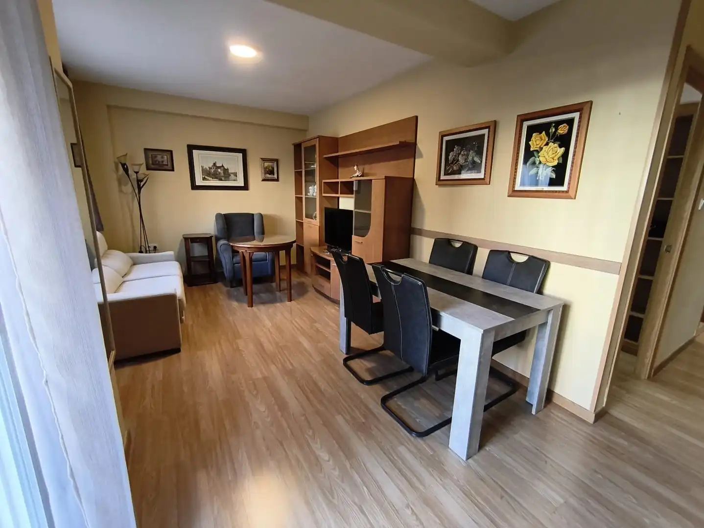 Sala de estar de Planta baja en venta en Granada con Jardín privado, Terraza y Amueblado