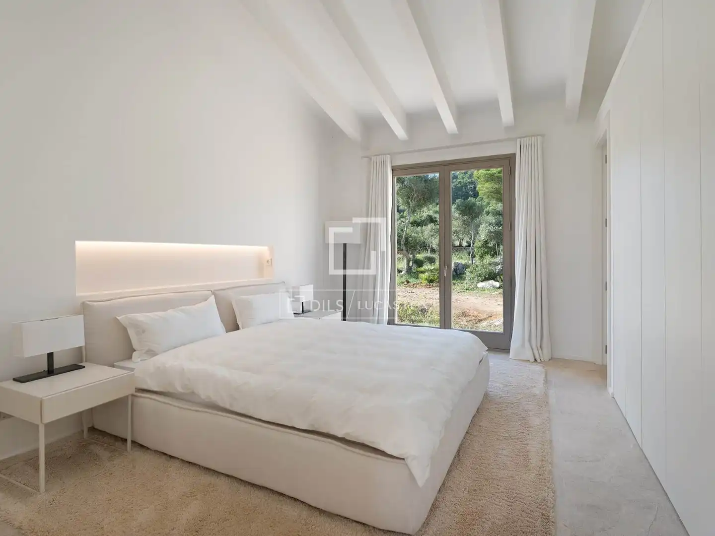 Habitación de Finca rústica en venta en Capdepera con Aire acondicionado, Calefacción y Jardín privado