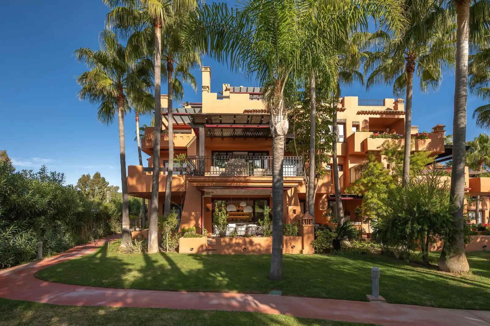 Jardí de Apartament en venda en Marbella amb Aire condicionat, Terrassa i Traster