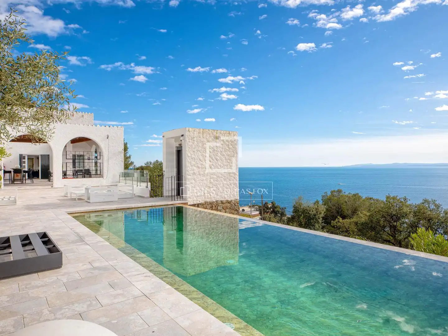 Piscina de Casa o xalet en venda en Roses amb Aire condicionat, Calefacció i Jardí privat