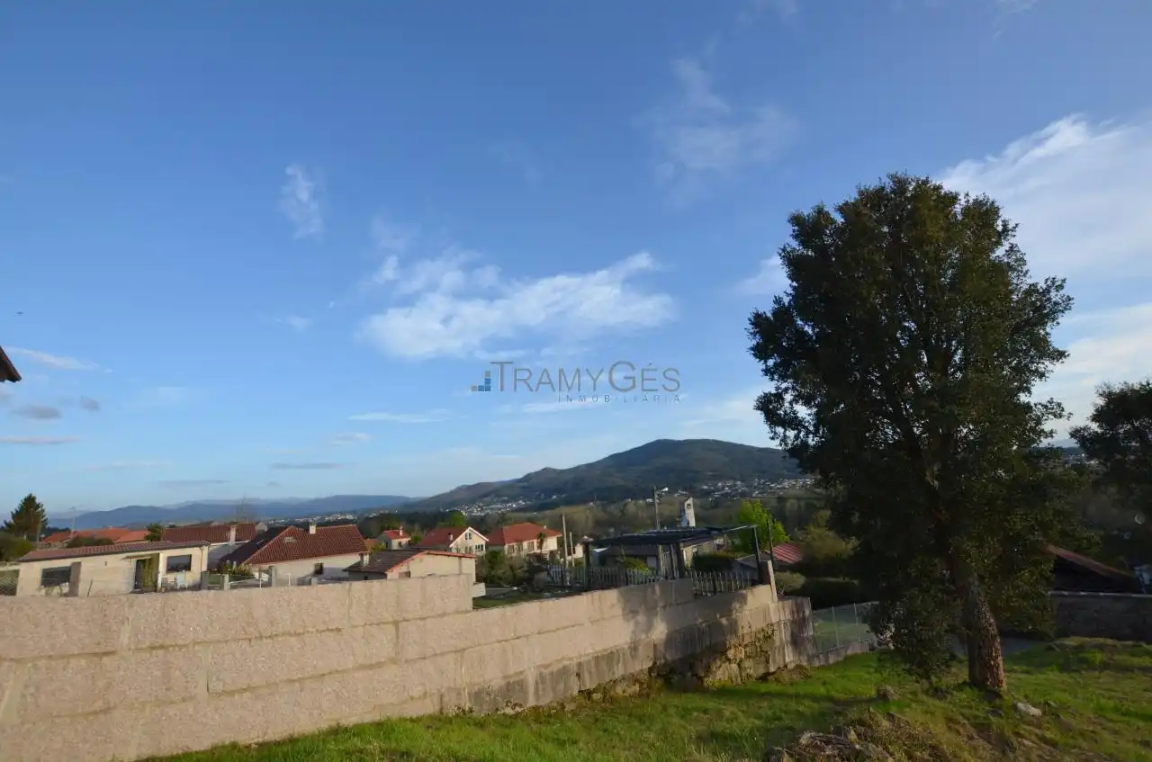 Residencial en venda en Tui
