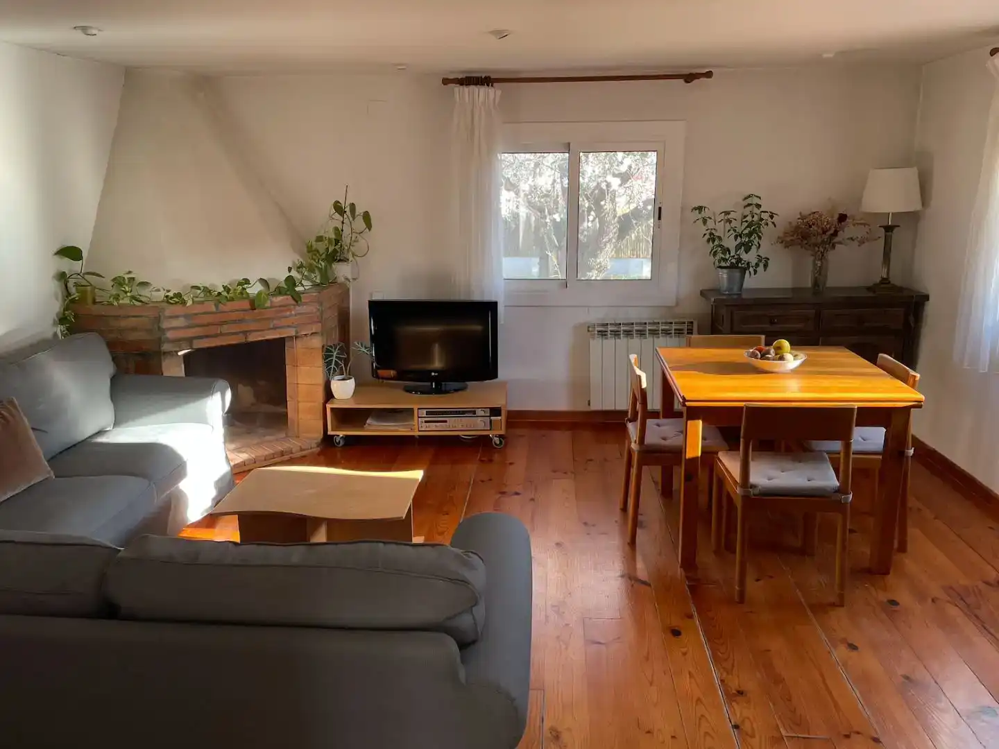 Sala d'estar de Casa o xalet en venda en La Collada - Sis Camins