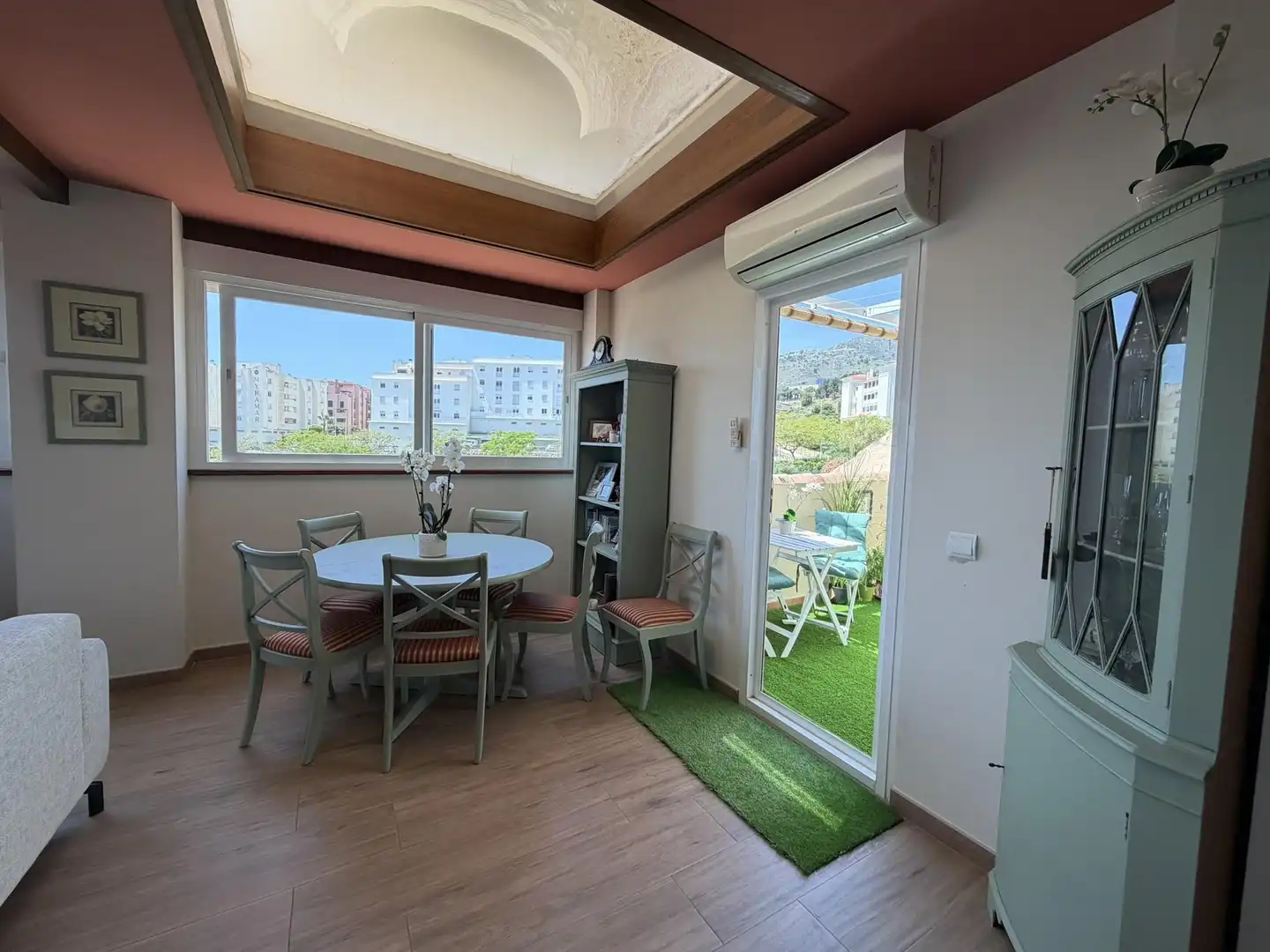 Comedor de Ático en venta en Benalmádena con Aire acondicionado, Calefacción y Jardín privado