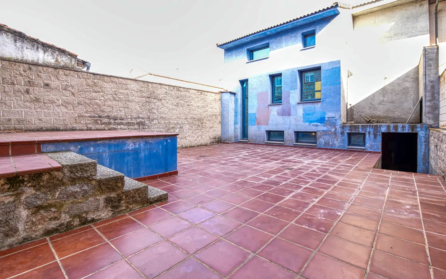 Terraza de Casa adosada en venta en Ávila con Calefacción, Trastero y Amueblado