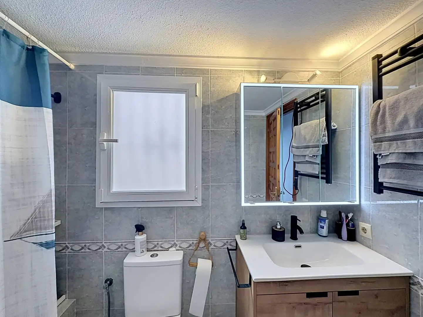 Baño de Apartamento en venta en Benitachell / El Poble Nou de Benitatxell con Aire acondicionado, Calefacción y Terraza