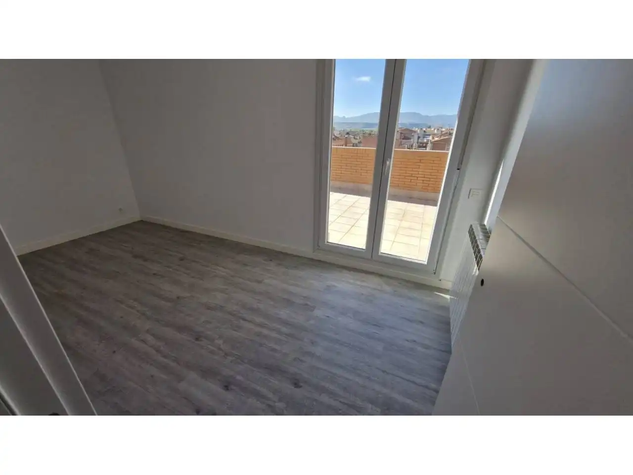 Bedroom of Attic for sale in Lardero  with Heating, Parquet flooring and Terrace
