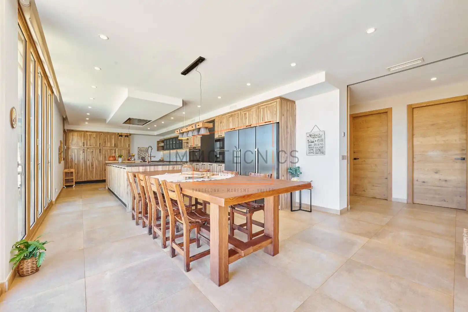 Cuina de Casa o xalet en venda en Santa Eulàlia de Ronçana amb Aire condicionat, Jardí privat i Terrassa