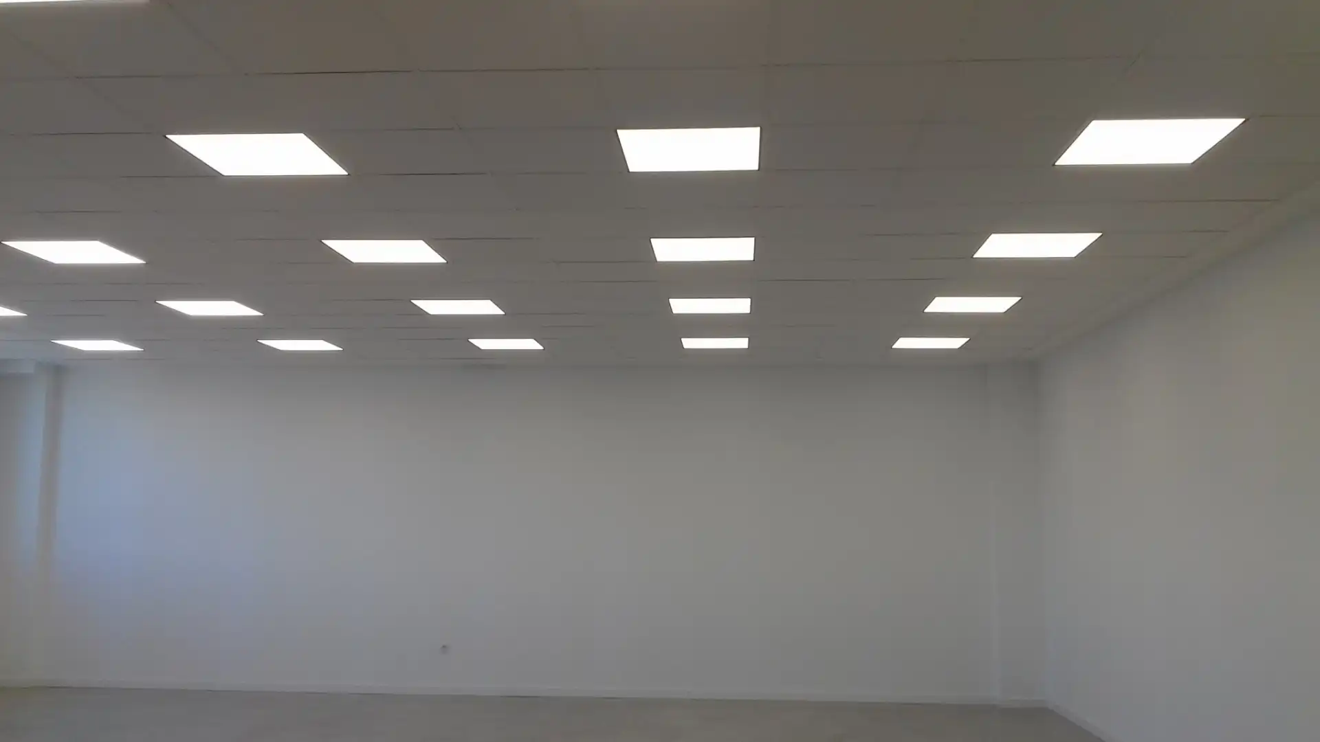 Industrial building to rent in Carrer de l'Algepser 110P, imagen 5