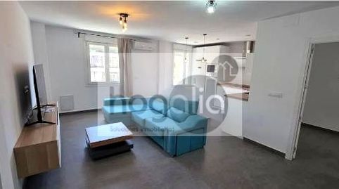 Foto 3 de Piso de alquiler en San Bartolomé, Sevilla Capital