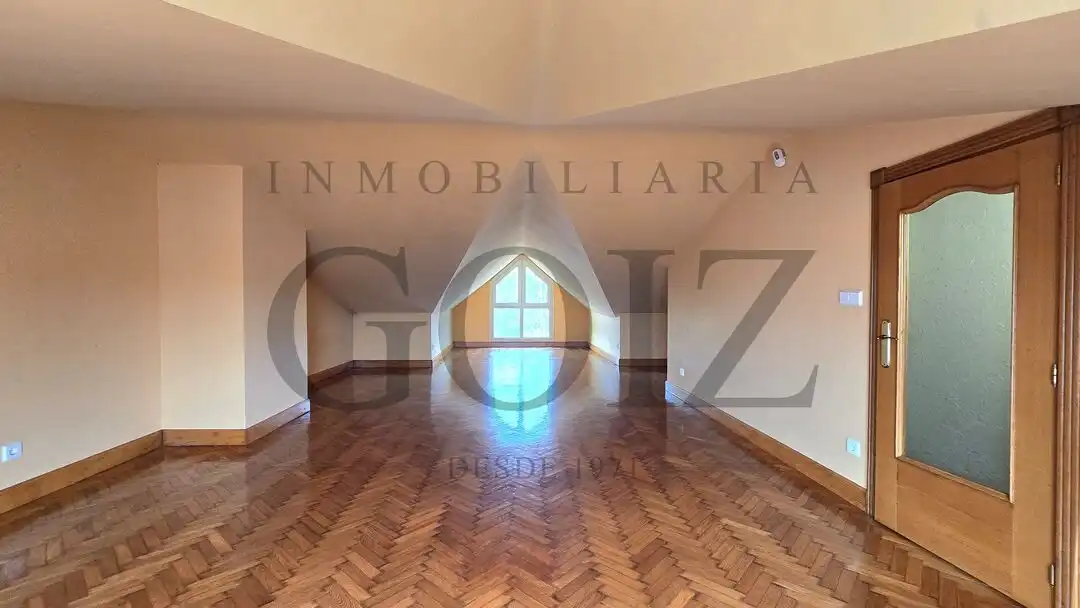 Casa adosada en venta en Donostia - San Sebastián  con Calefacción, Terraza y Trastero