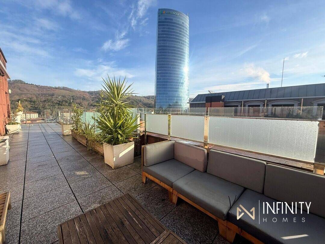 Terraza de Piso en venta en Bilbao  con Calefacción, Terraza y Trastero