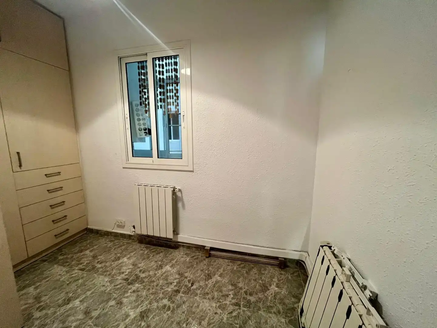 Habitación de Piso en venta en Badalona con Aire acondicionado y Calefacción