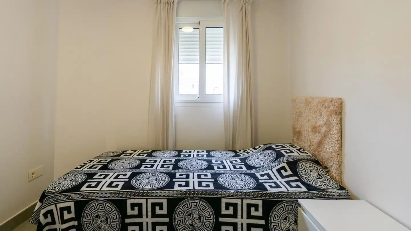 Habitación de Casa adosada en venta en Santa Pola con Aire acondicionado, Terraza y Trastero
