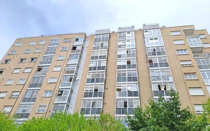 Exterior view of Flat for sale in Burgos Capital  with Heating
