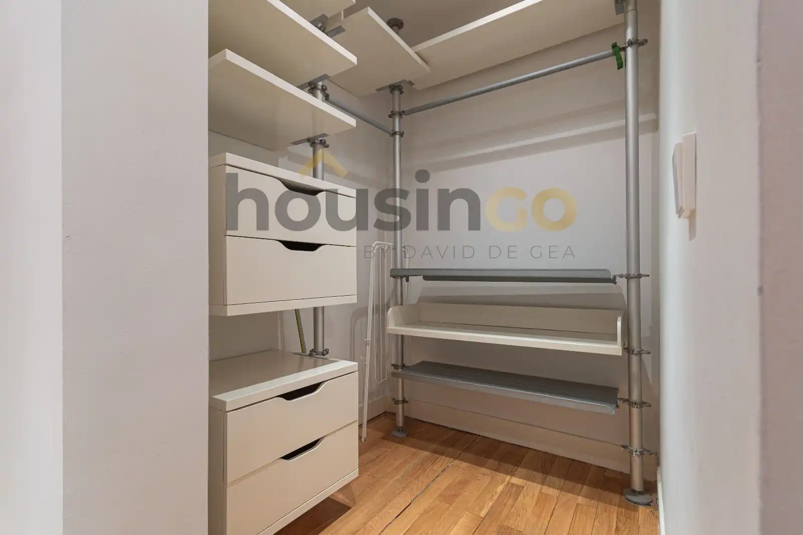 Bedroom of Flat for rent in Madrid  with Air Conditioner, Heating and Furnished