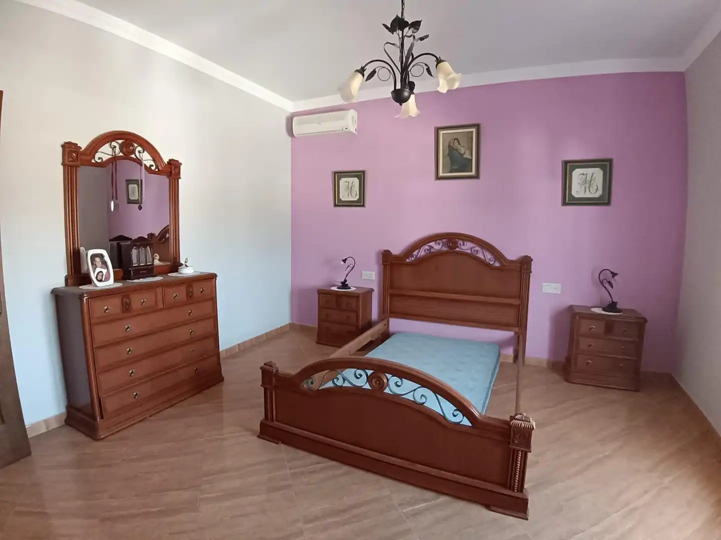 Habitación de Casa adosada de alquiler en Antequera