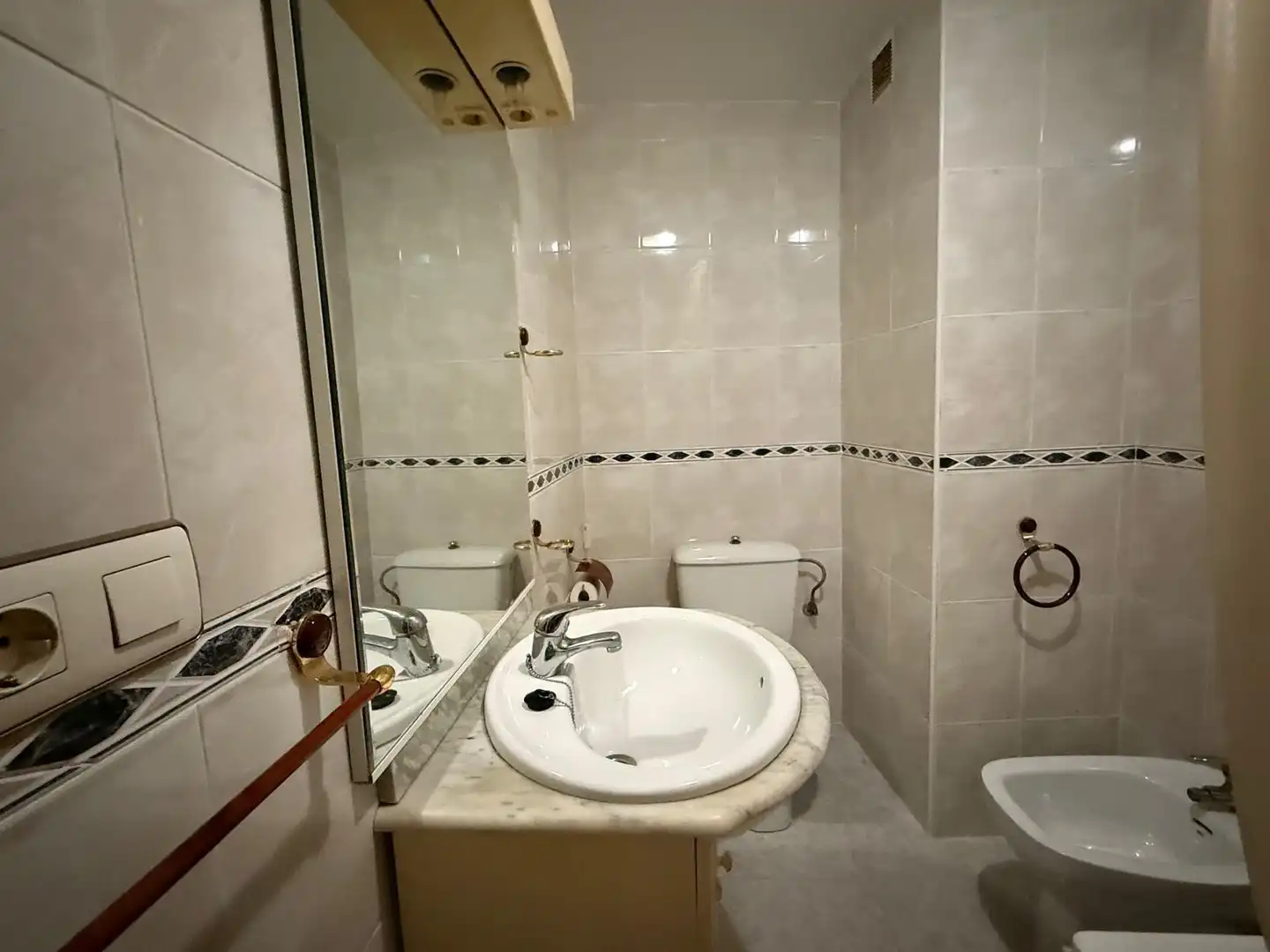 Bathroom of Flat for sale in Montoro