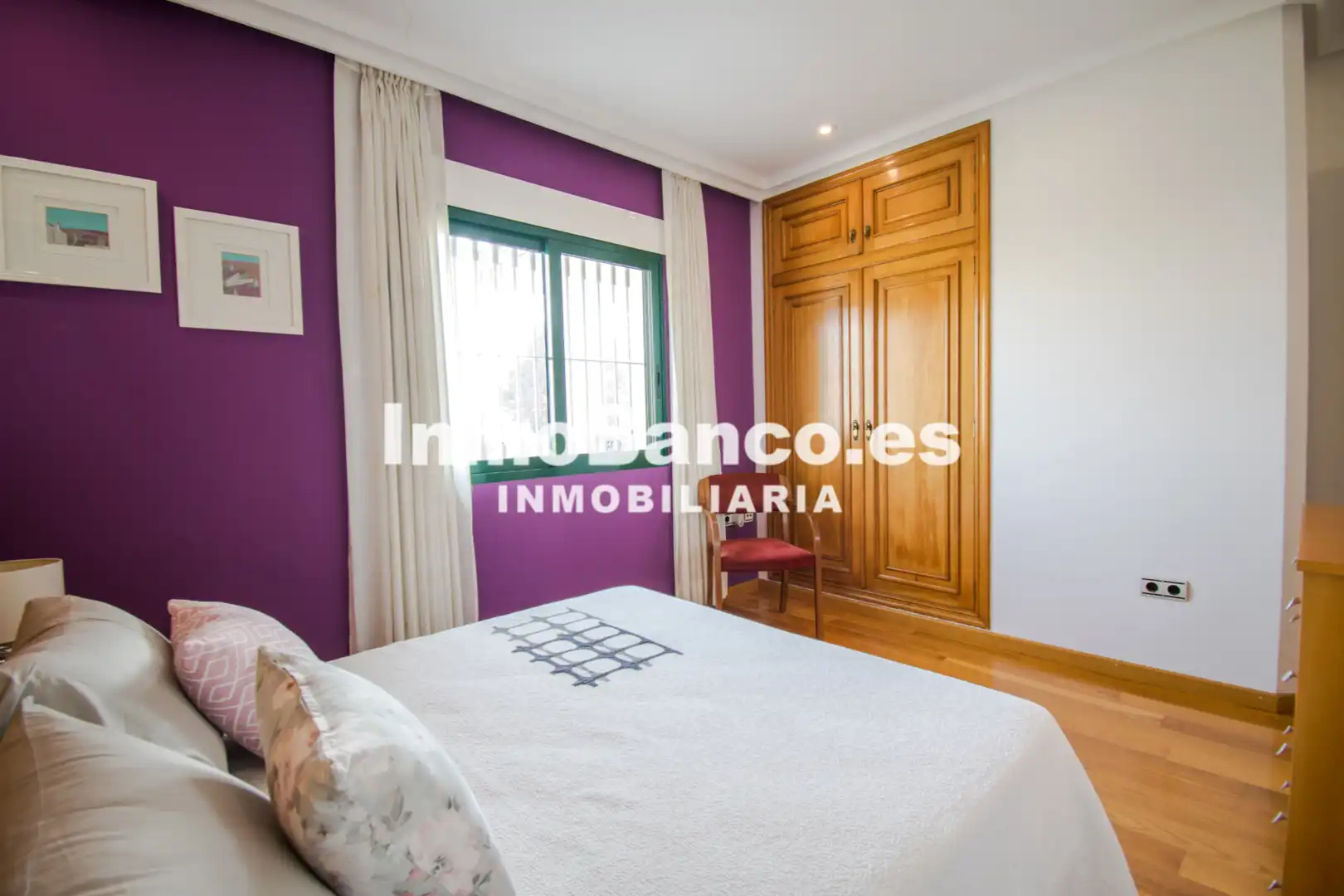 Habitación de Casa o chalet en venta en Chiva con Aire acondicionado, Calefacción y Jardín privado
