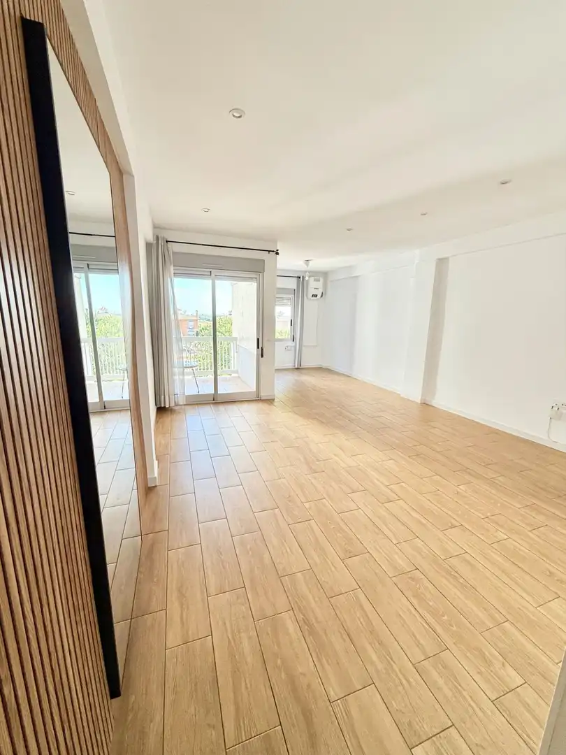 Living room of Flat for rent in Ayuntamiento - El Salvador