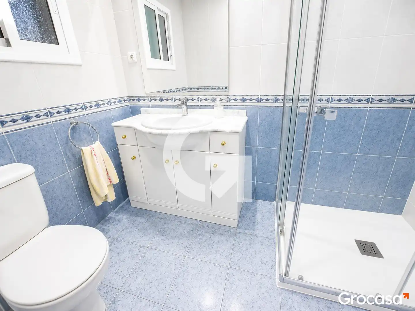 Baño de Piso en venta en Cubelles con Aire acondicionado, Calefacción y Trastero