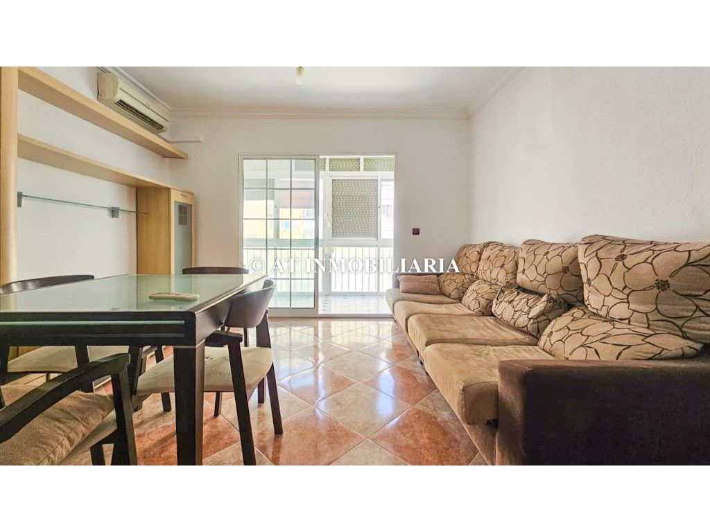 Living room of Flat for sale in  Cádiz Capital  with Air Conditioner and Terrace