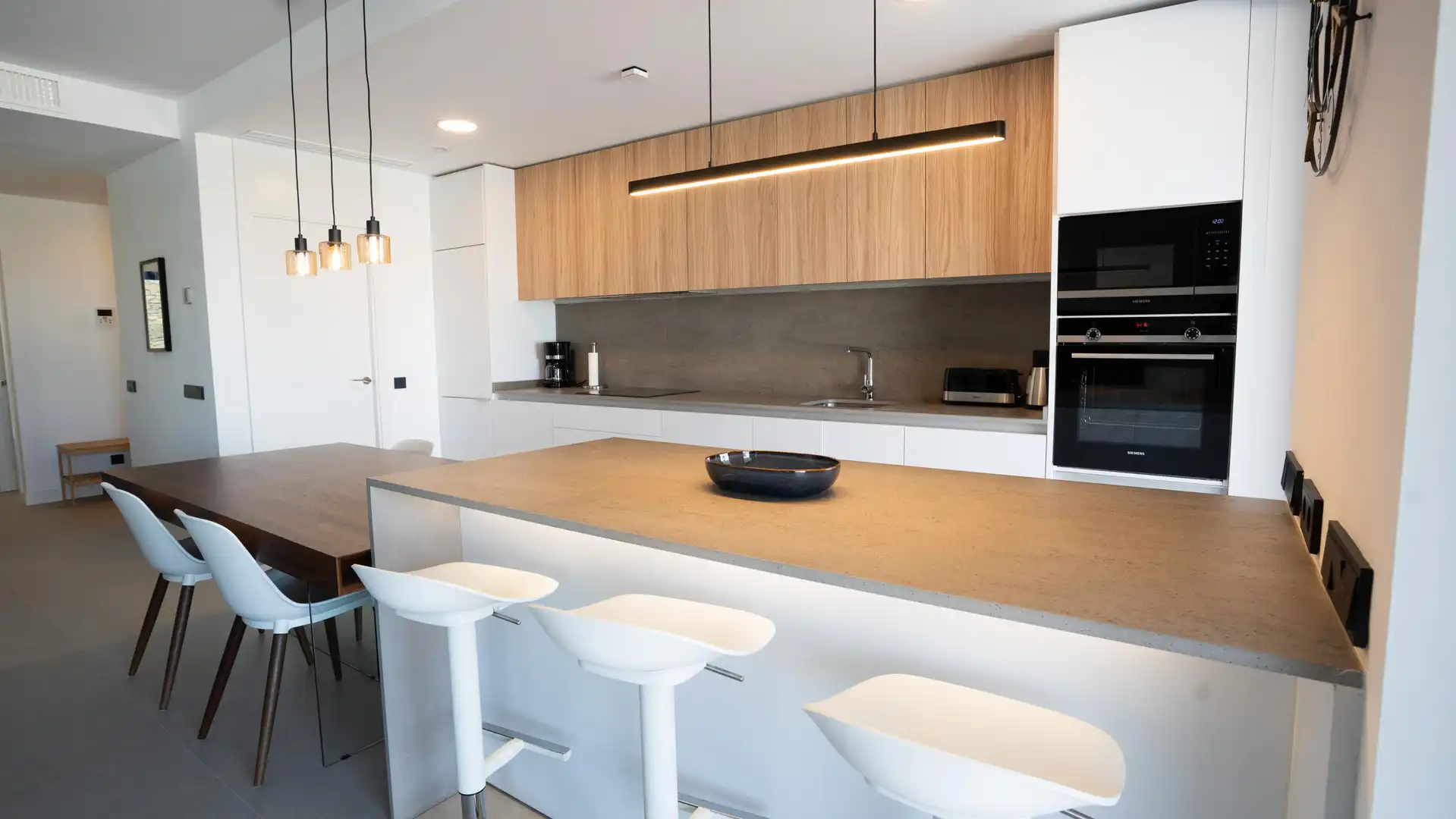 Apartamento con terraza en venta en CARRETERA LOMAS DE MARBELLA #MEDBLUE, FASE I. PORT, imagen 6
