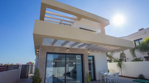 Foto 4 de Casa o chalet en venta en Calle del Algarrobo, Los Montesinos, Alicante