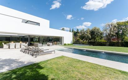 Garden of House or chalet for sale in  Madrid Capital  with Air Conditioner, Heating and Private garden