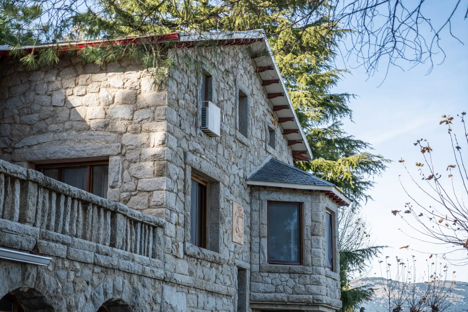 Vista exterior de Finca rústica en venta en Guadarrama con Aire acondicionado, Calefacción y Jardín privado