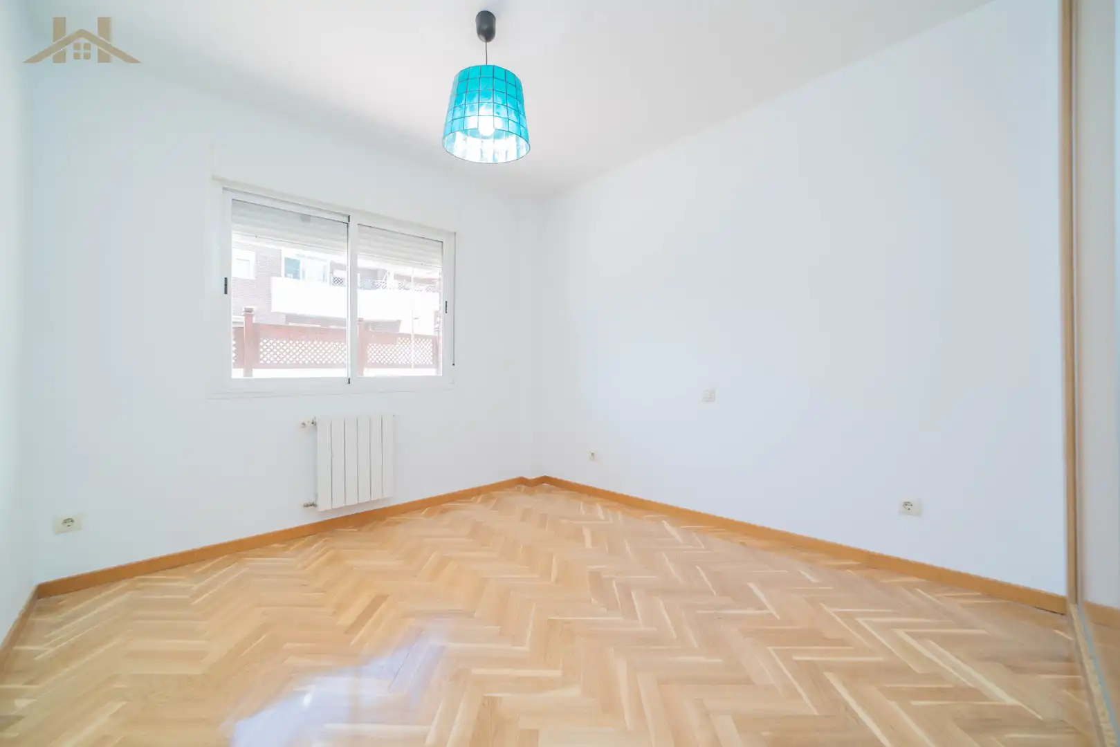 Habitación de Piso en venta en Boadilla del Monte con Aire acondicionado, Calefacción y Parquet
