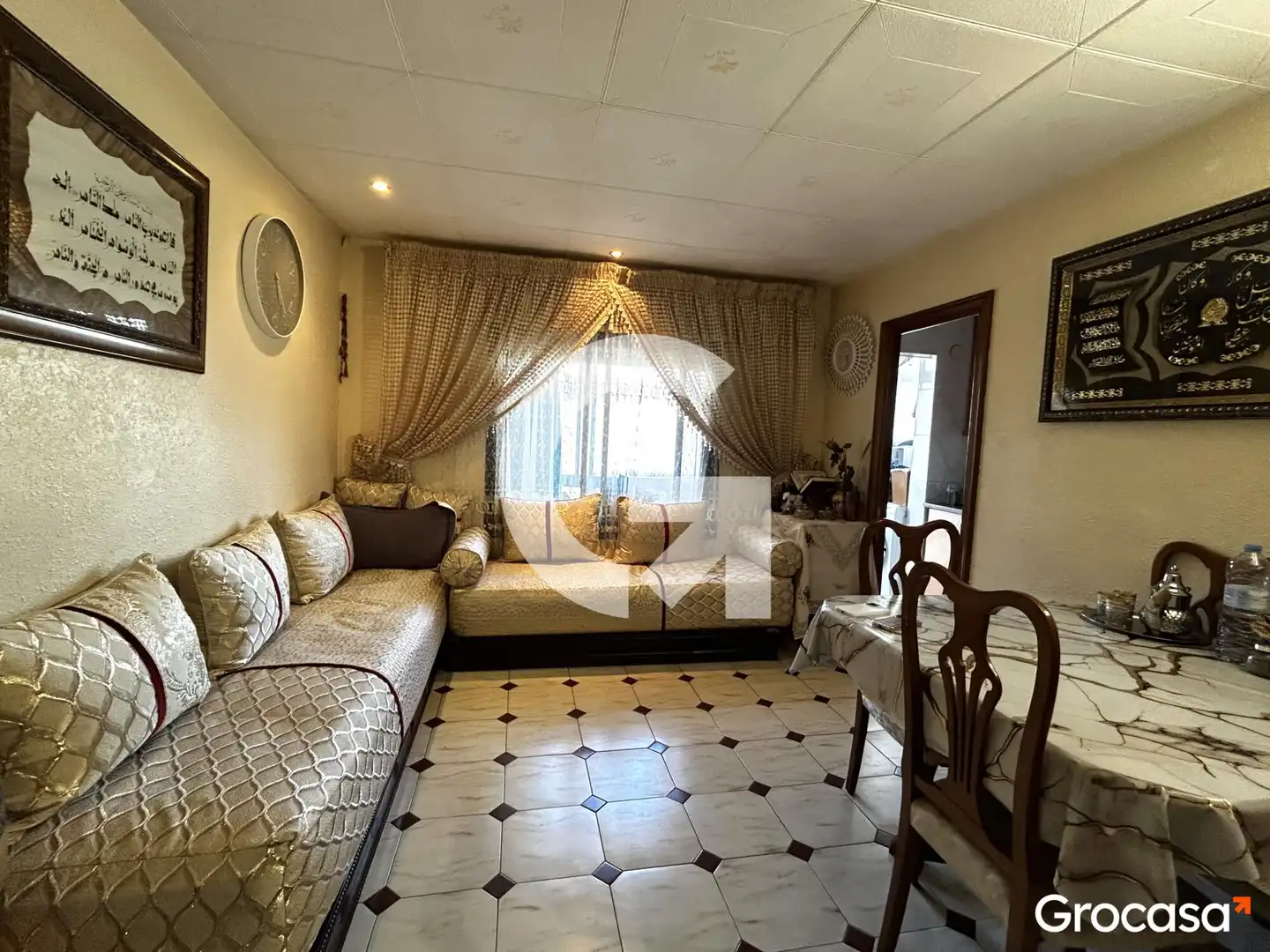 Living room of Flat for sale in Mataró  with Air Conditioner, Furnished and Oven